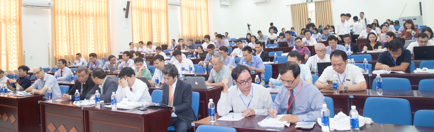 1 toàn cảnh