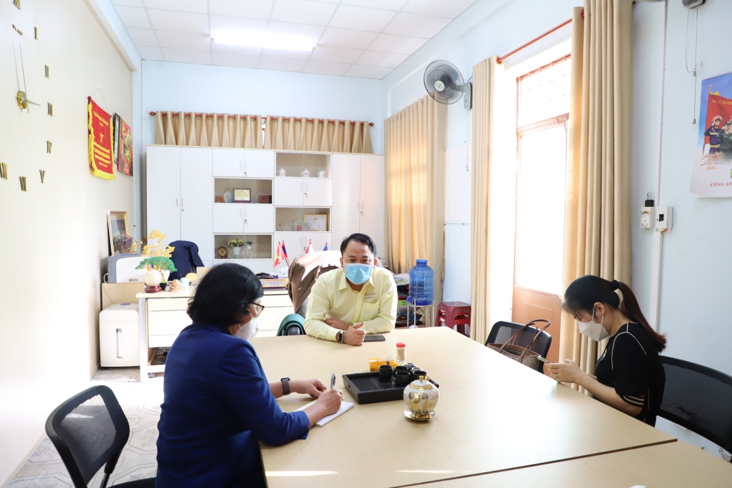 ĐOÀN ĐÁNH GIÁ NGOÀI LÀM VIỆC VỚI PHÒNG CÔNG TÁC SINH VIÊN