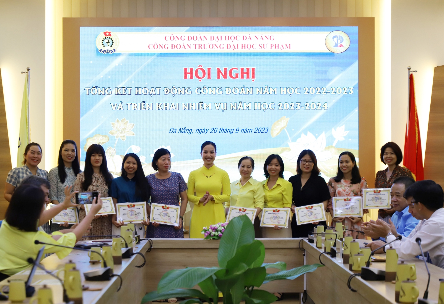 Cong doan Truong Dai hoc Su pham DHDN 10