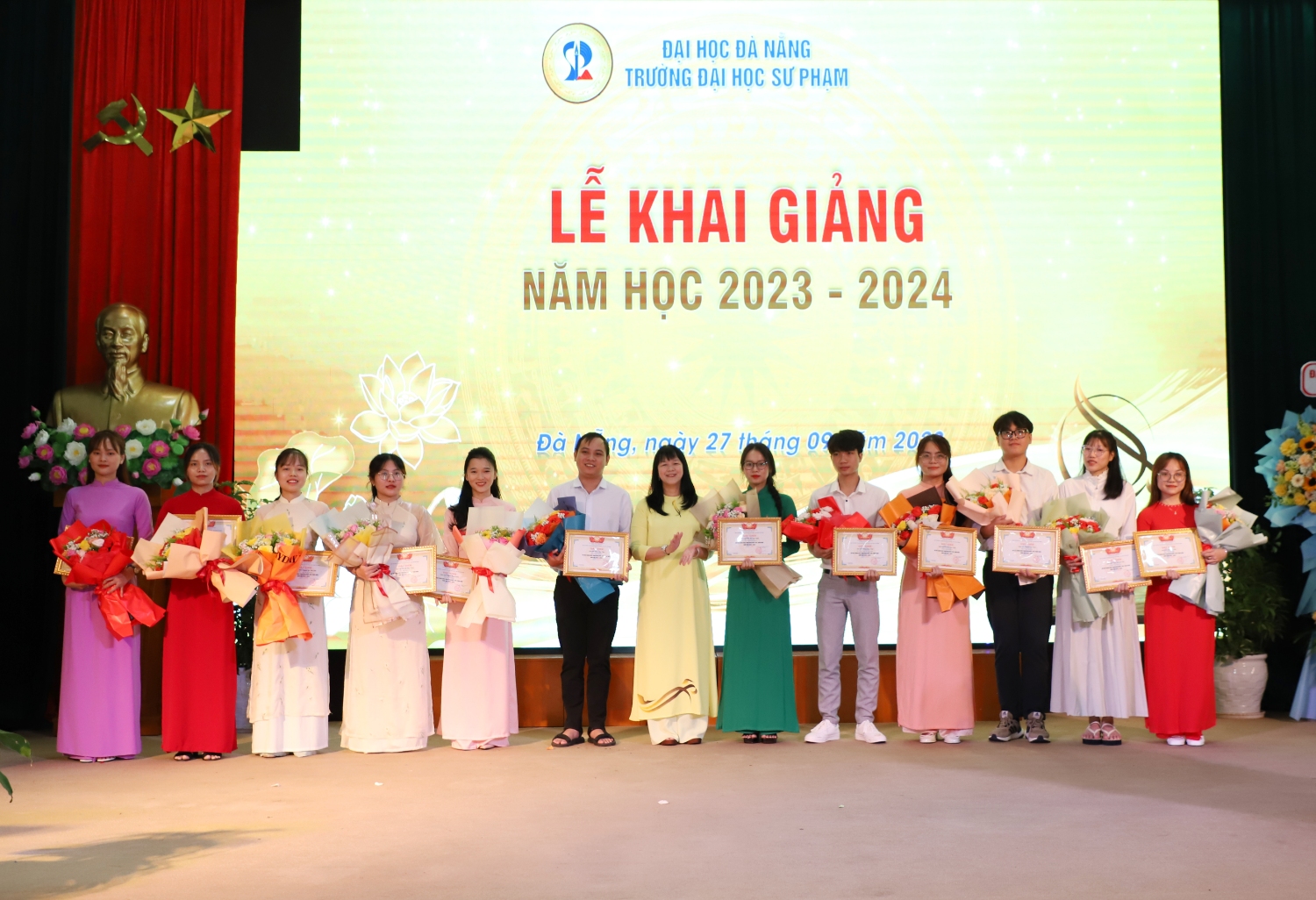 Truong DHSPDN Khai giang nam hoc 2023 2024 15