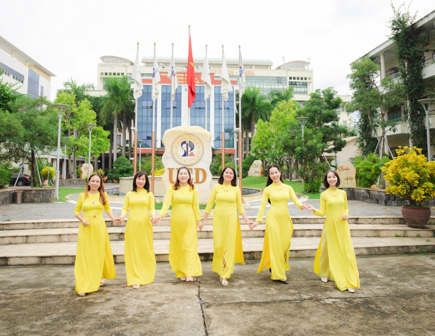 Gia tap the Giao duc Nghe thuat Giai Ba