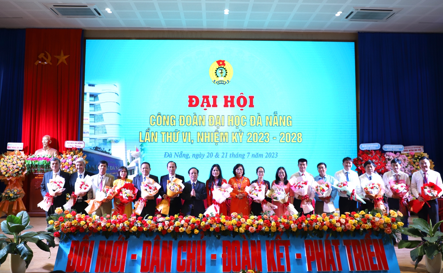 10 dau an noi bat 2023 DHDN 10