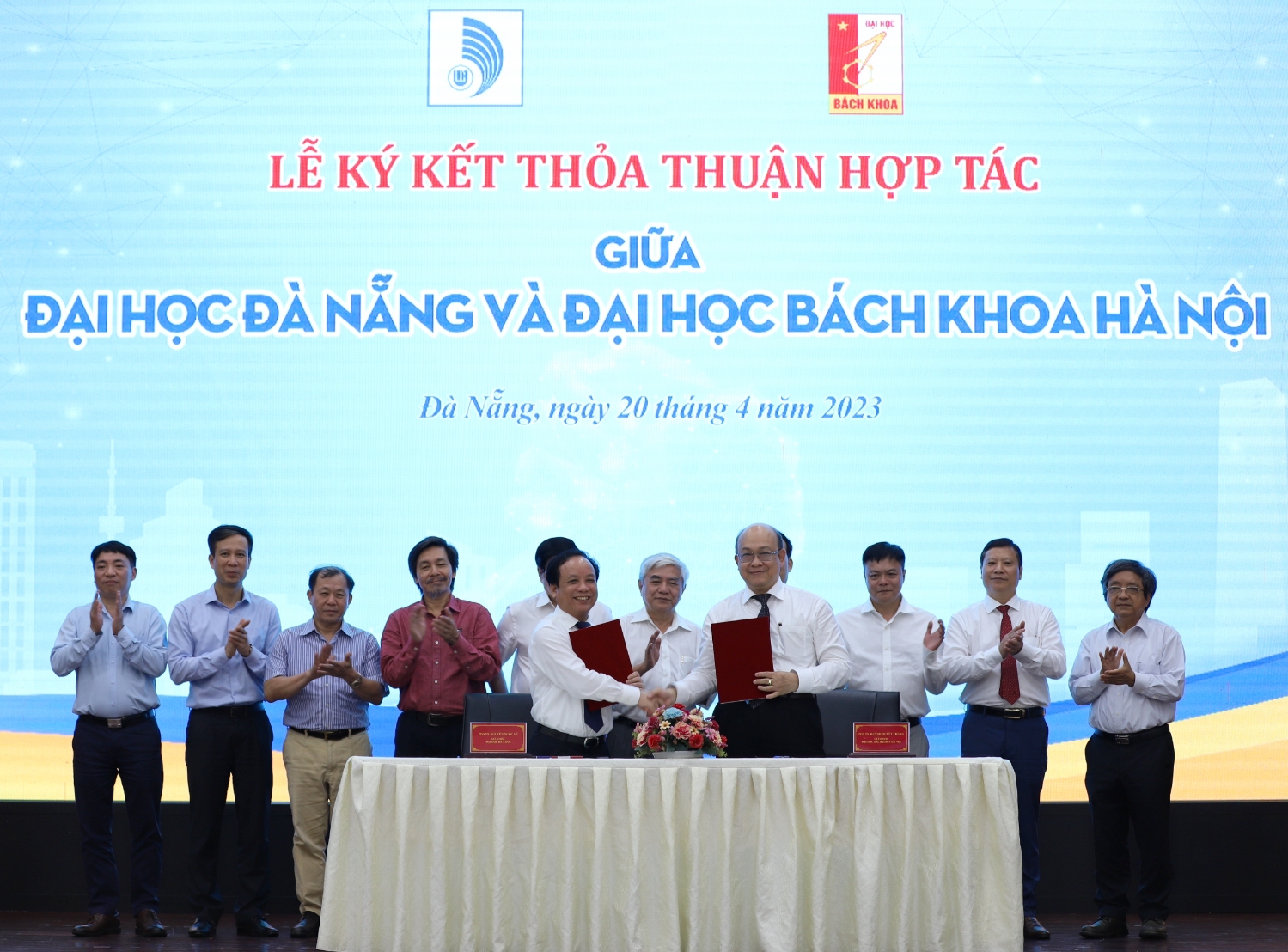 Ky ket hop tac voi Dai hoc Quoc gia Ha Noi