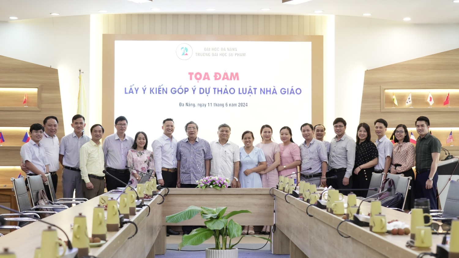 Gop y Du thao Luat Nha giao 01 2