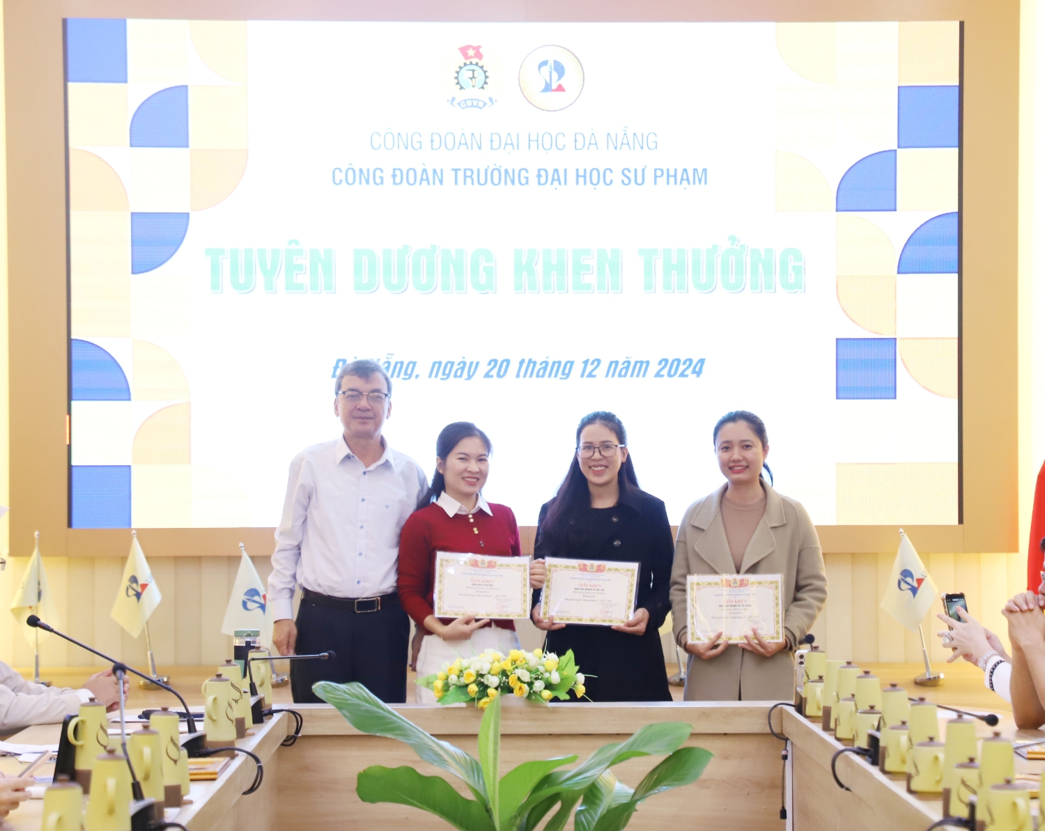 Giai Ba ca nhan